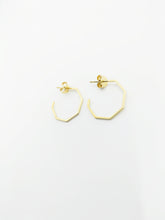 Charger l'image dans la galerie, Créoles " hexagonales dorées"