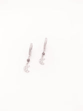 Charger l'image dans la galerie, Créoles "lune perlée"