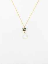 Charger l'image dans la galerie, Papillon : Collier goutte