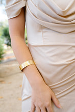 Charger l'image dans la galerie, Manchette martelé doré
